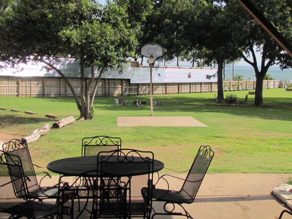 Image of the Lake House backyard space. An ideal venue for family gatherings.